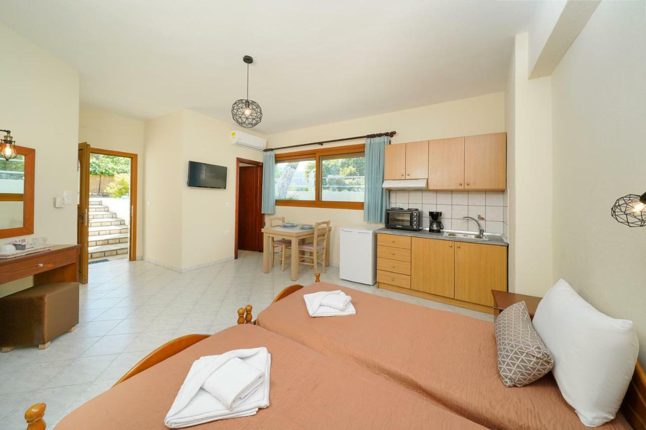 Apartment Karydies